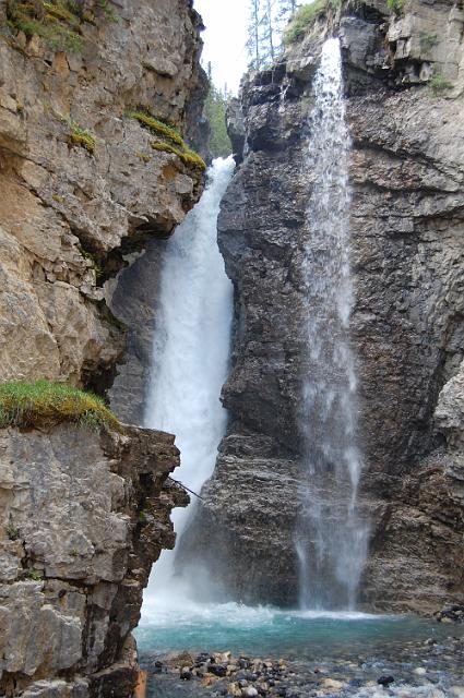 DSC_0085.JPG - Johnston Canyon Falls